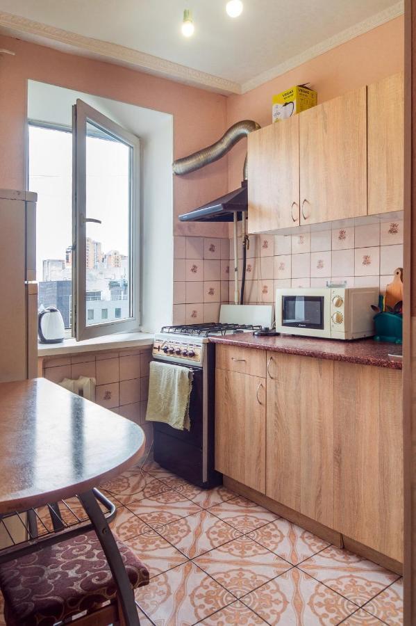 Apartment по улице лескова, 6 Kyiv