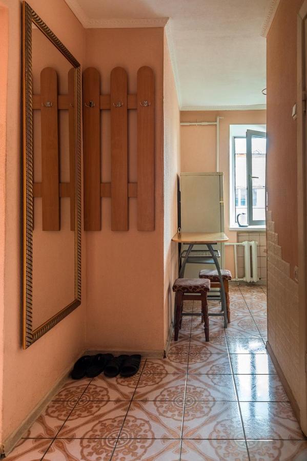 по улице лескова, 6 Apartment