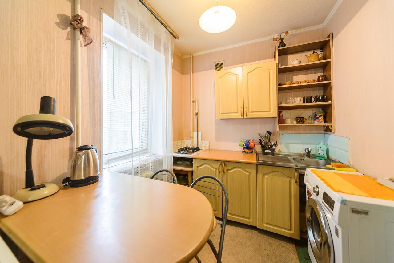 по улице лескова, 6 Kyiv
