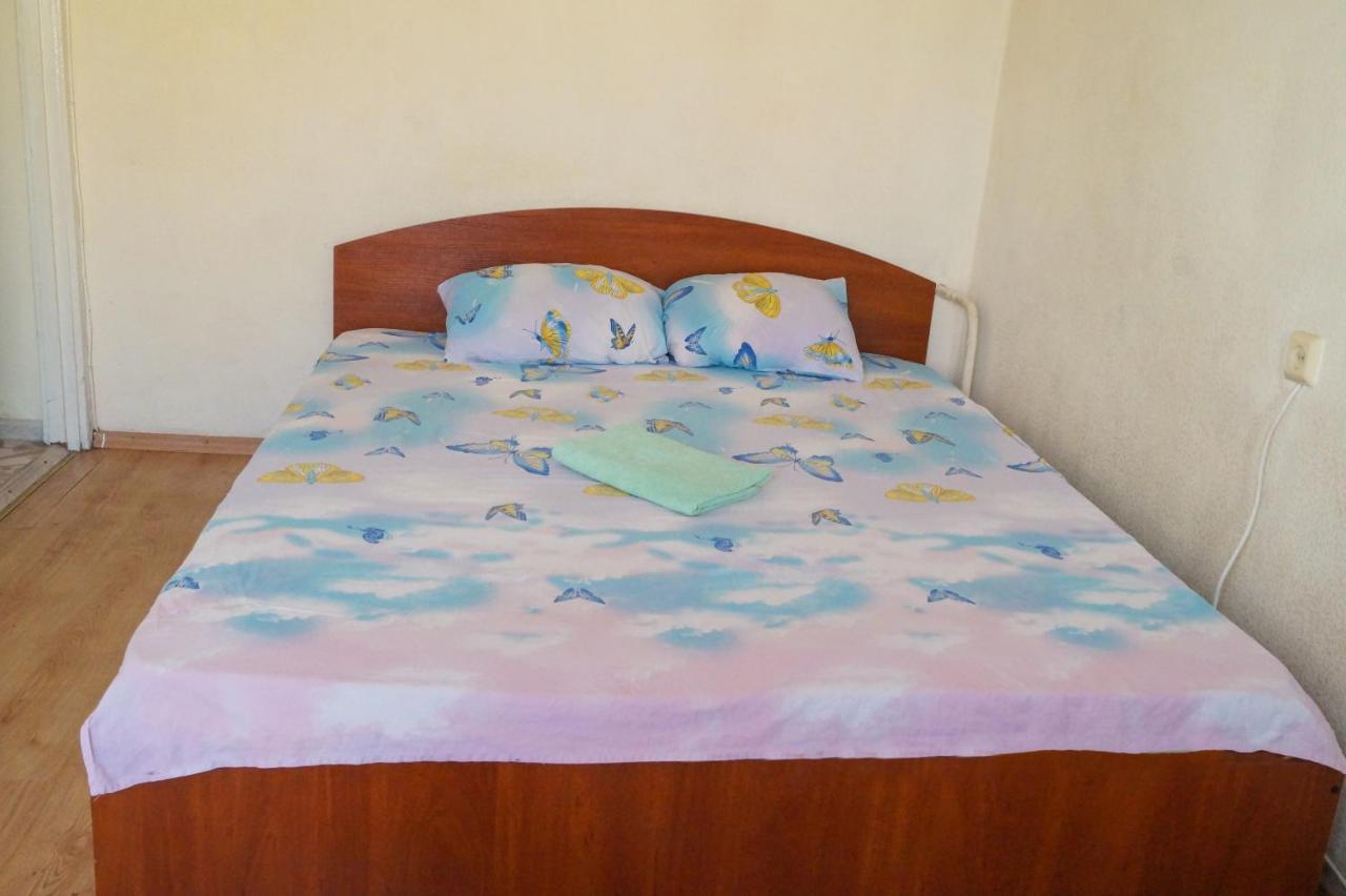 по улице лескова, 6 Apartment *