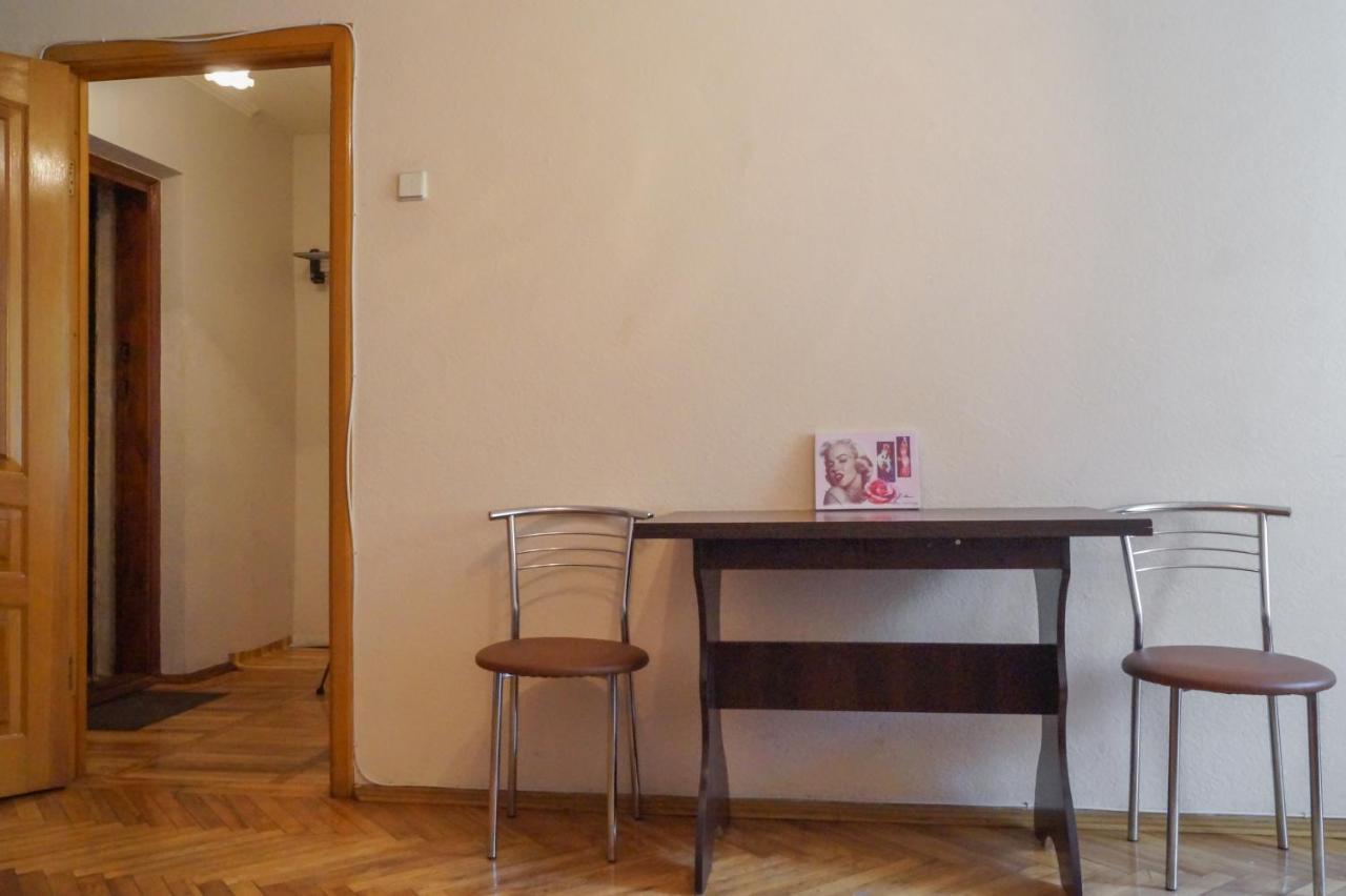 по улице лескова, 6 Kyiv