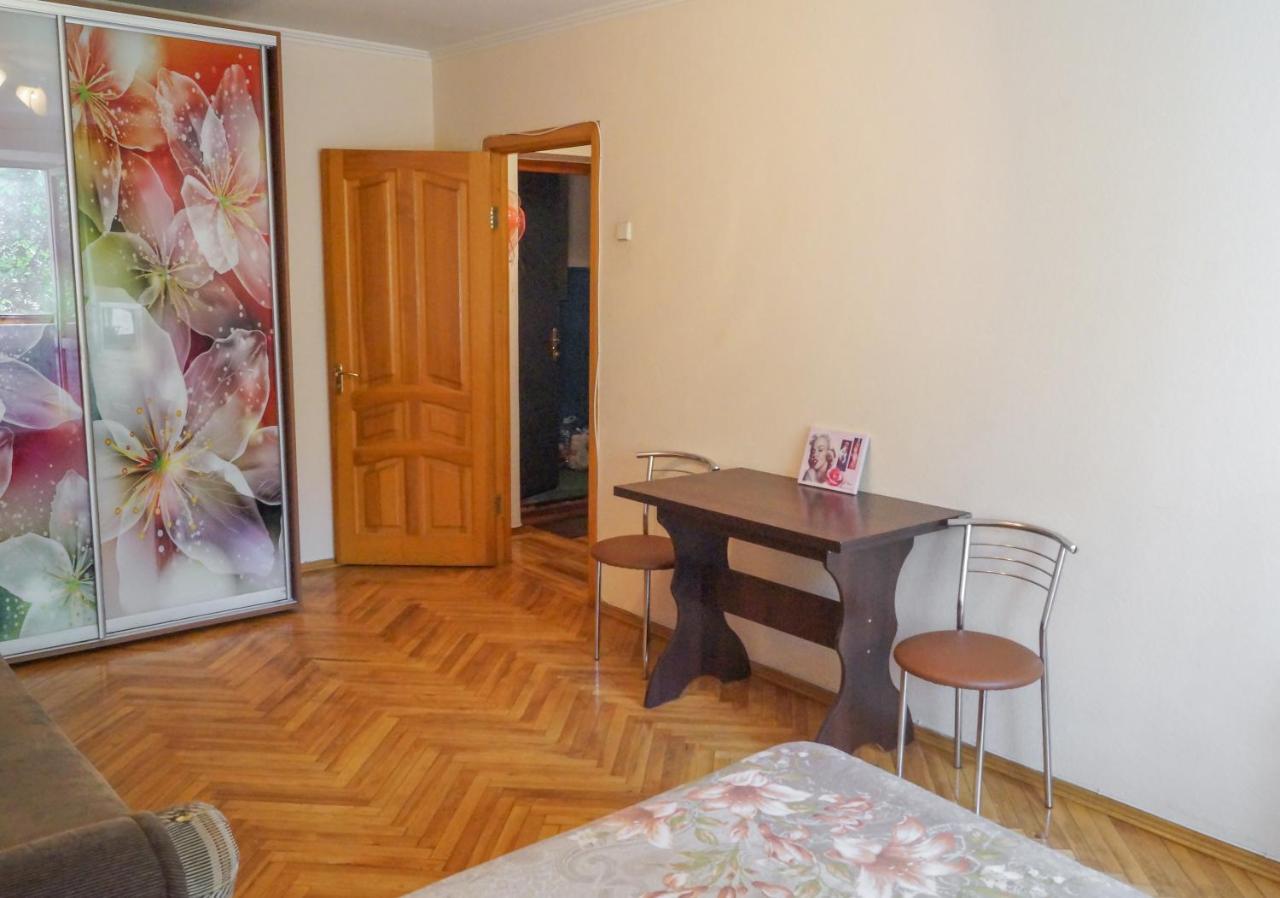 Apartment по улице лескова, 6